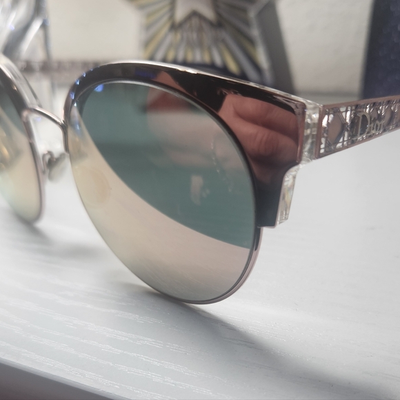 Dior Cat-eye Sunglasses, DIORAMINIS-OS8R-5486 - Picture 5 of 16